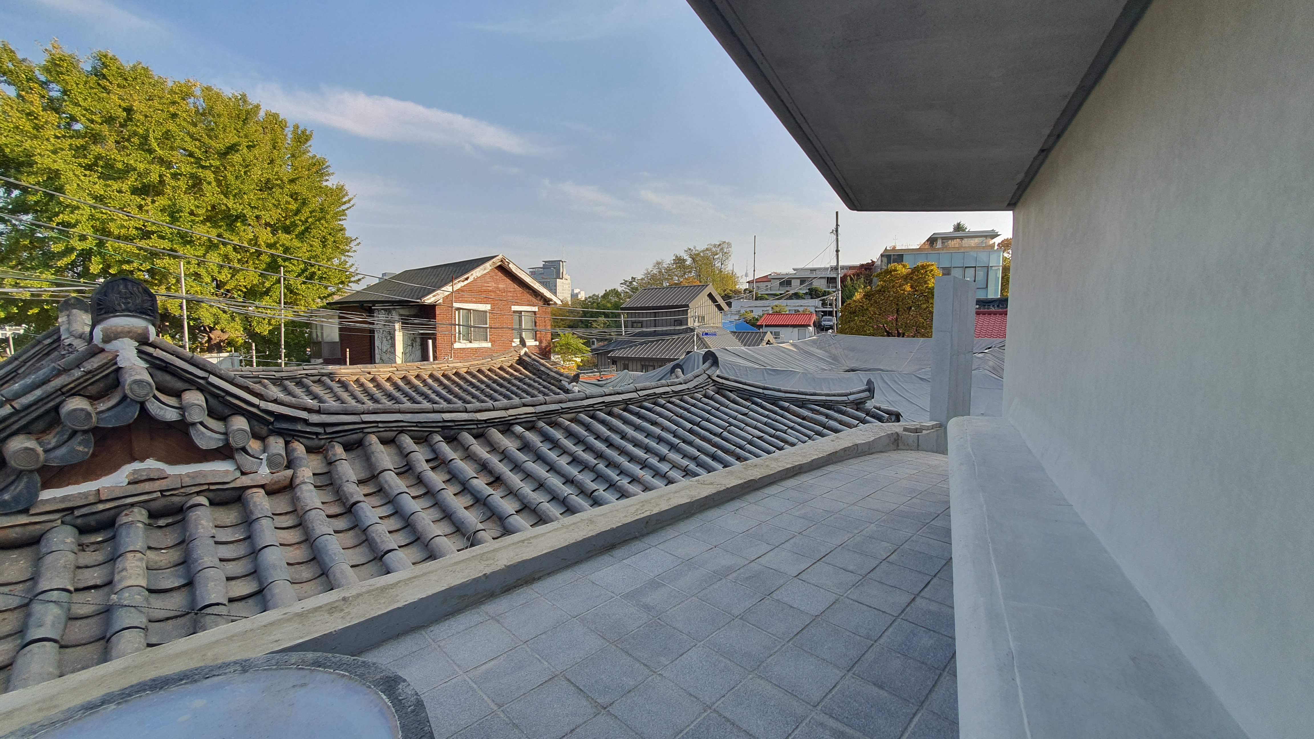 Layered House (層家) / Jongno Hanok Major Renovation & Extension