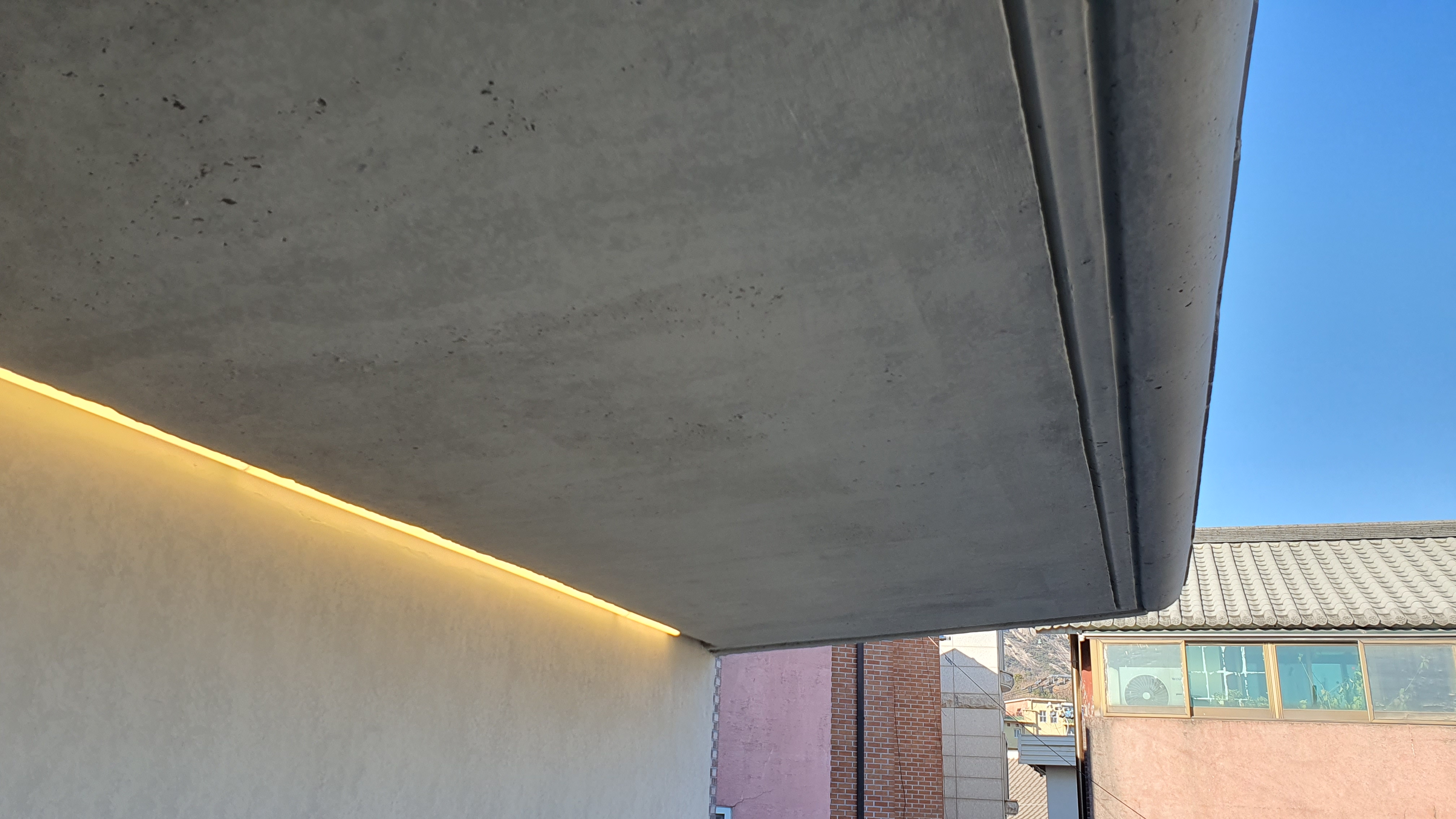 Layered House (層家) / Jongno Hanok Major Renovation & Extension