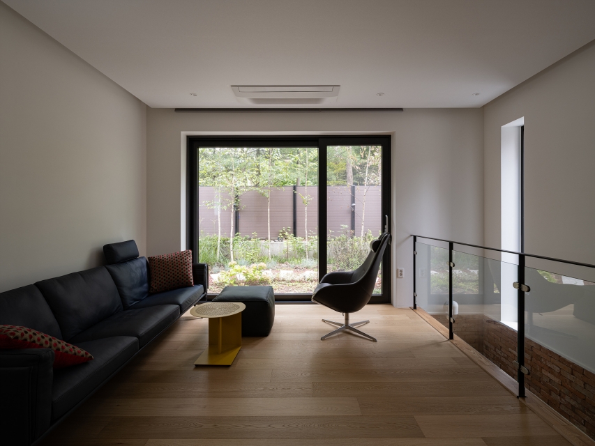 MERAKI / Gwacheon-dong Multi-household House