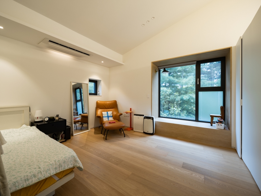 MERAKI / Gwacheon-dong Multi-household House