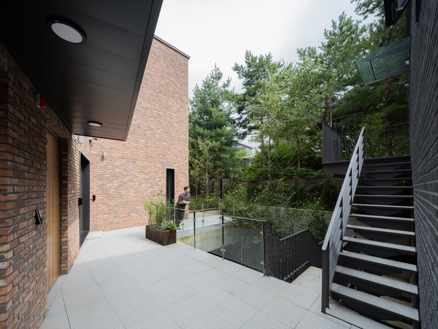 MERAKI / Gwacheon-dong Multi-household House