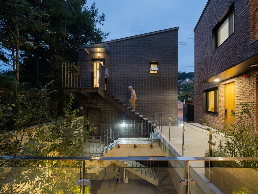 MERAKI / Gwacheon-dong Multi-household House